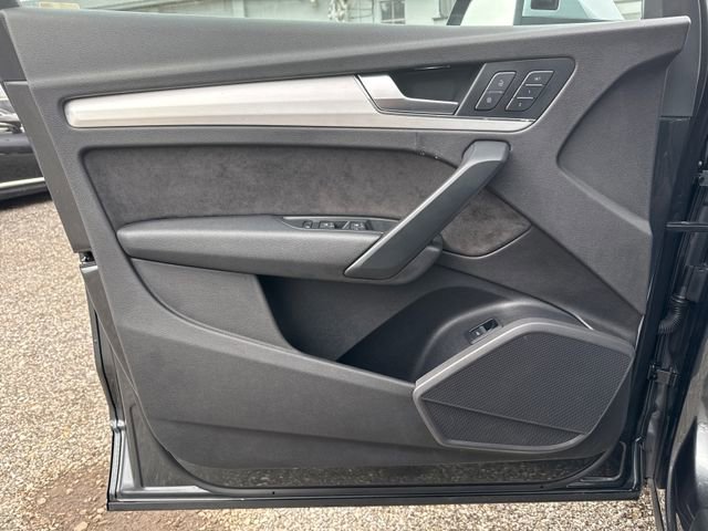 Used 2018 Audi SQ5 Premium Plus image 22