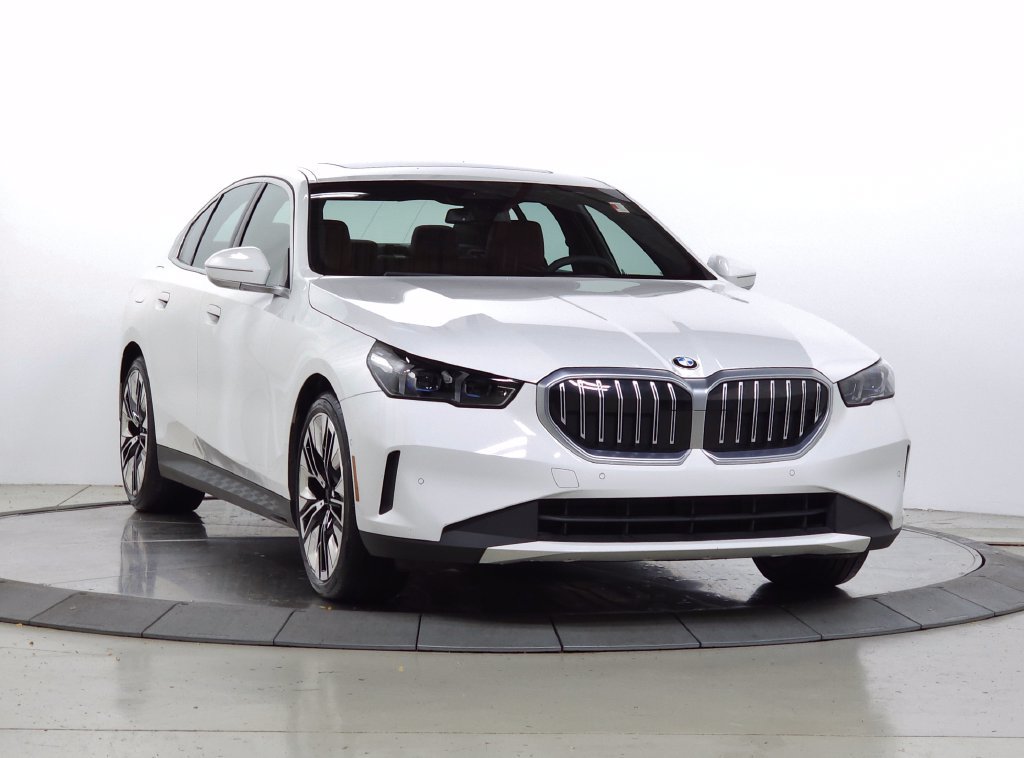 Used 2024 BMW 530i xDrive w/ Convenience Package