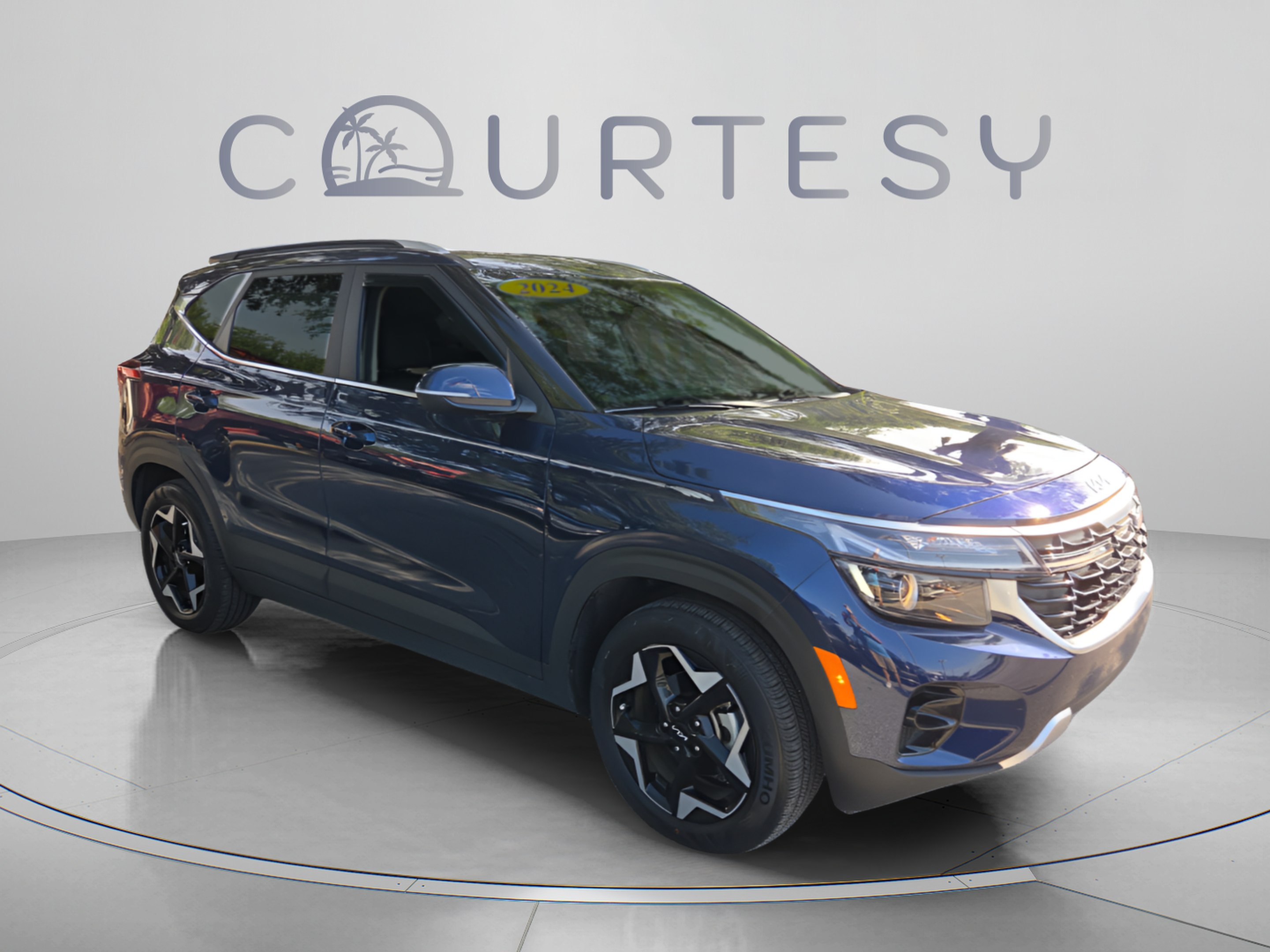 Certified 2024 Kia Seltos EX FWD image 8