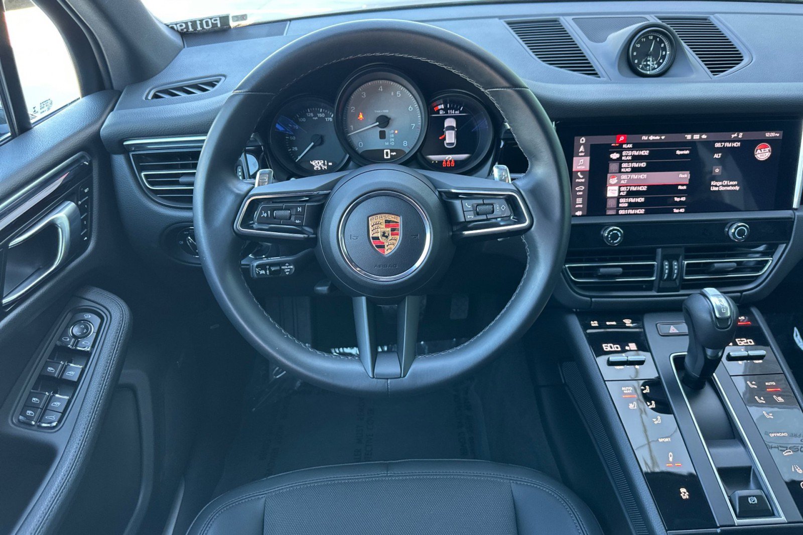 Certified 2023 Porsche Macan S AWD/4WD image 14