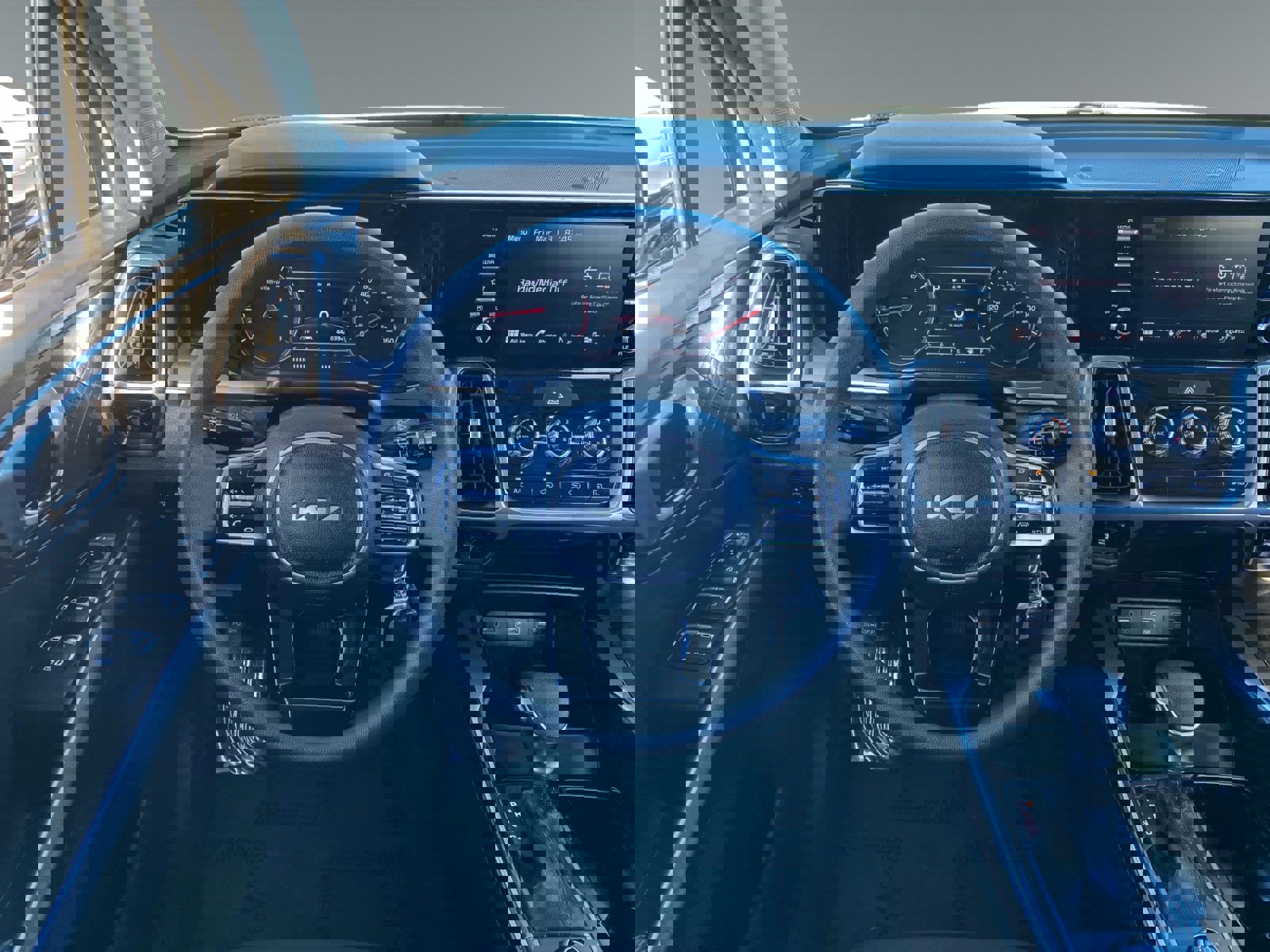 Used 2023 Kia Sorento LX image 12