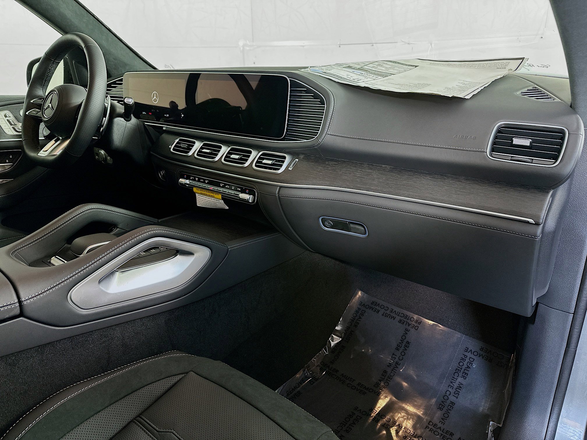 New 2026 Mercedes-Benz GLS 63 AMG 4MATIC image 32