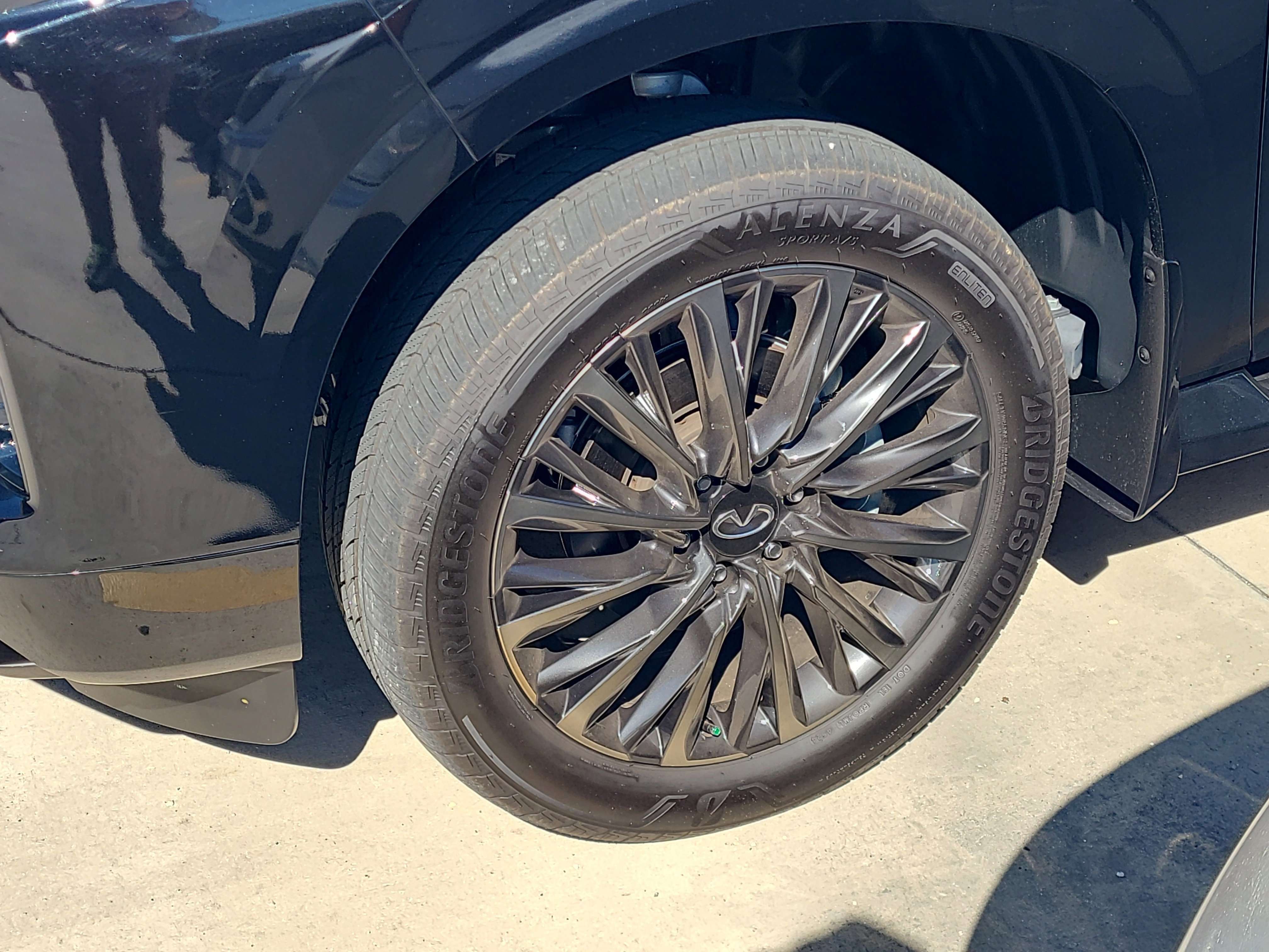 Used 2025 INFINITI QX80 Autograph image 5