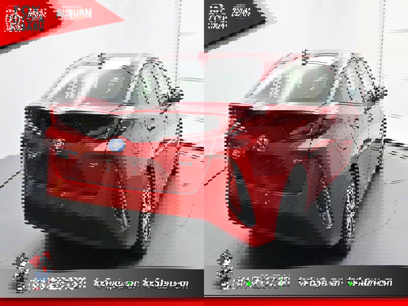 Used 2022 Toyota Prius Prime XLE image 4