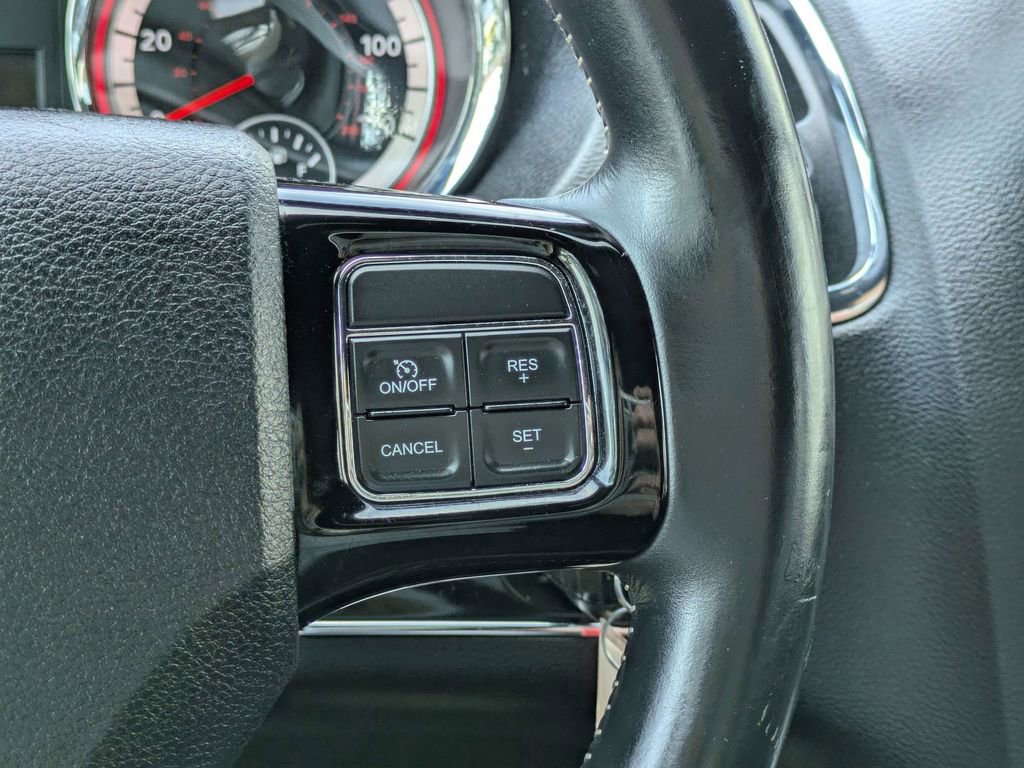 Used 2018 Dodge Grand Caravan SE image 25