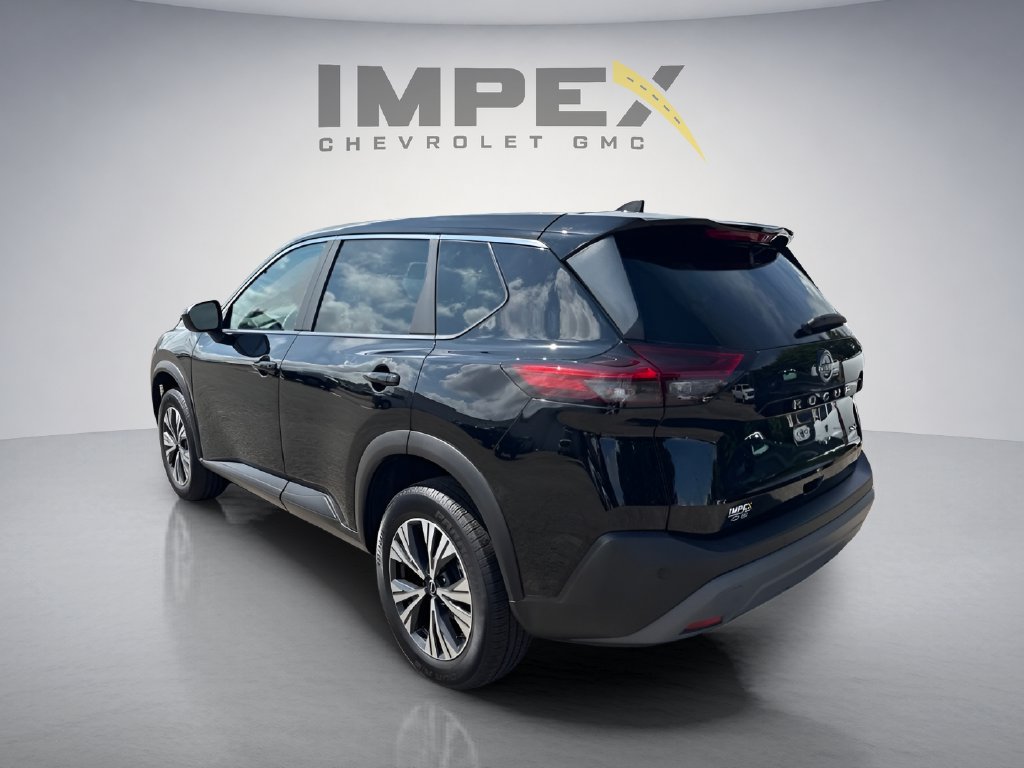 Used 2023 Nissan Rogue SV FWD image 3