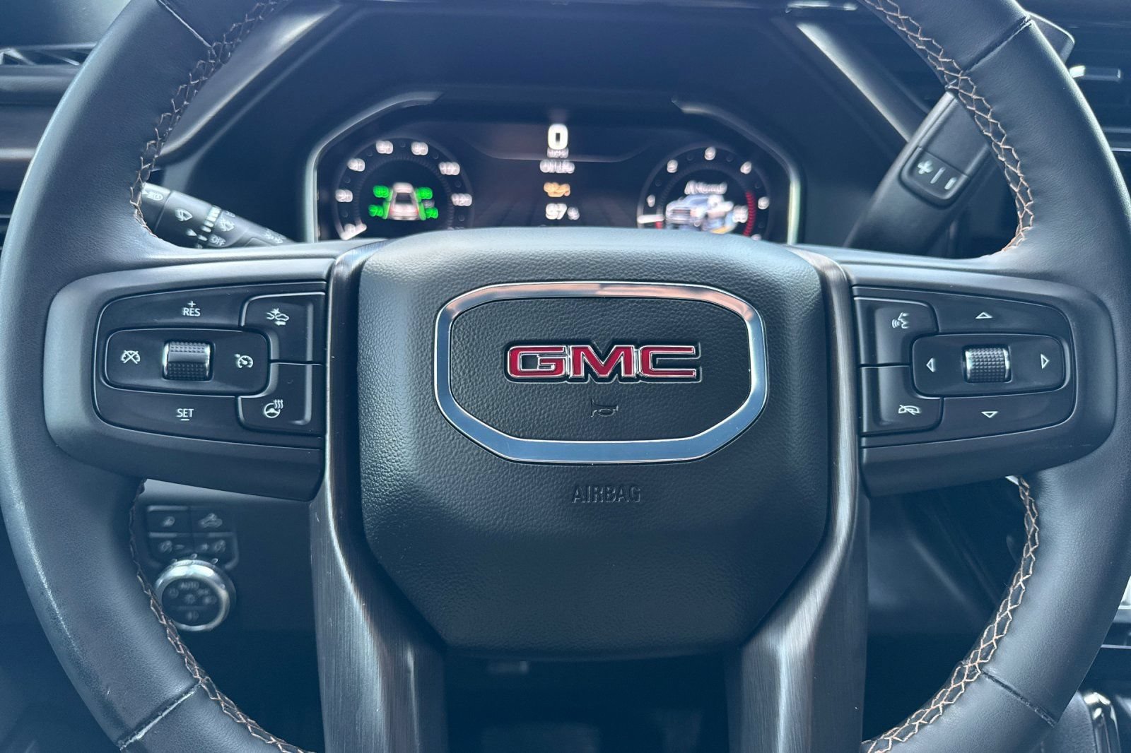Used 2025 GMC Sierra 2500 AT4 AWD/4WD image 25
