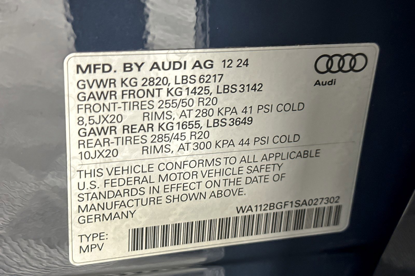 Used 2025 Audi Q6 e-tron Premium w/ Convenience Package image 27