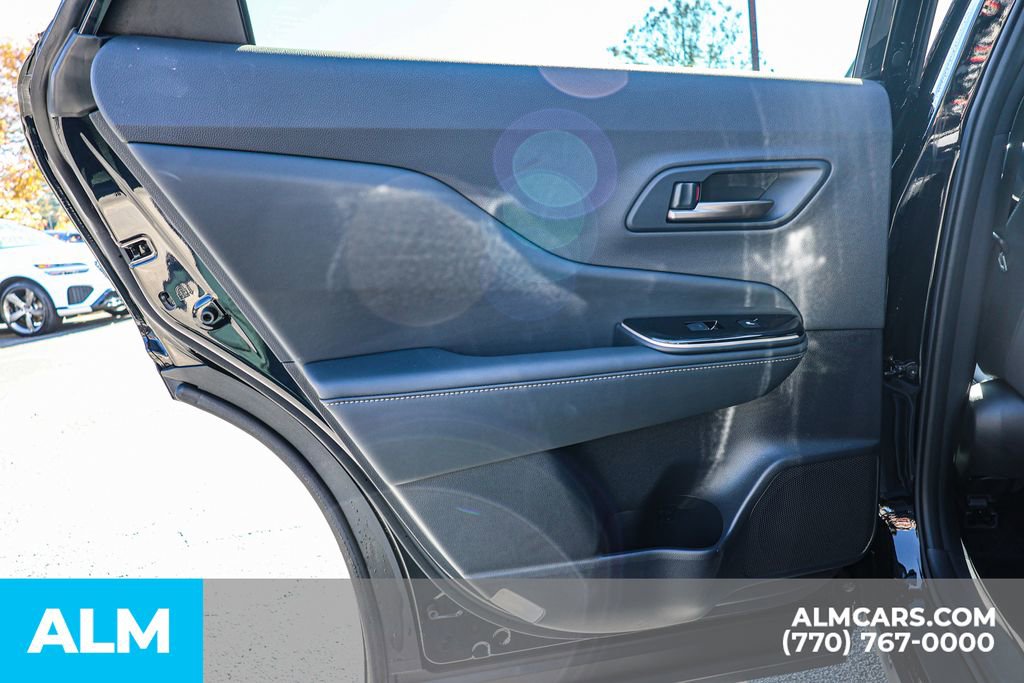 Used 2025 Toyota Crown Signia image 55