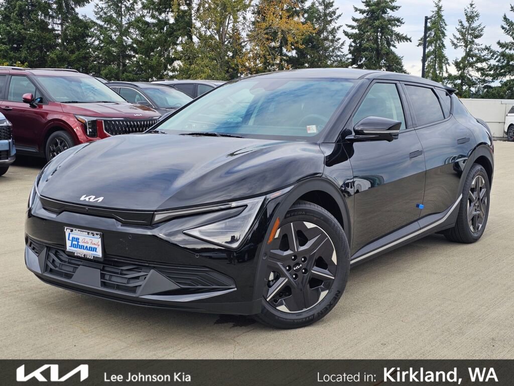 New 2025 Kia EV6 Light w/ Light LR Technology Package image 1