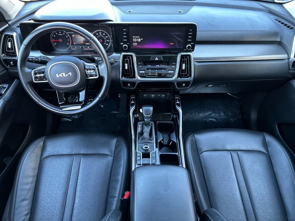 Used 2022 Kia Sorento SX FWD image 12