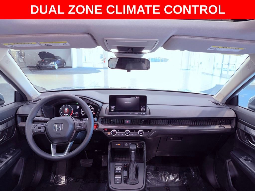 Used 2025 Honda CR-V EX image 8