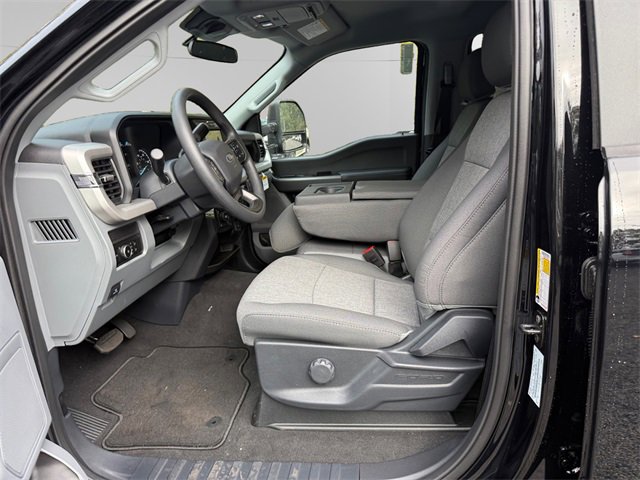 New 2026 Ford F350 XL image 9