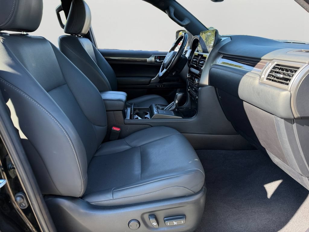 Certified 2022 Lexus GX 460 Premium w/ Accessory Package AWD/4WD image 9