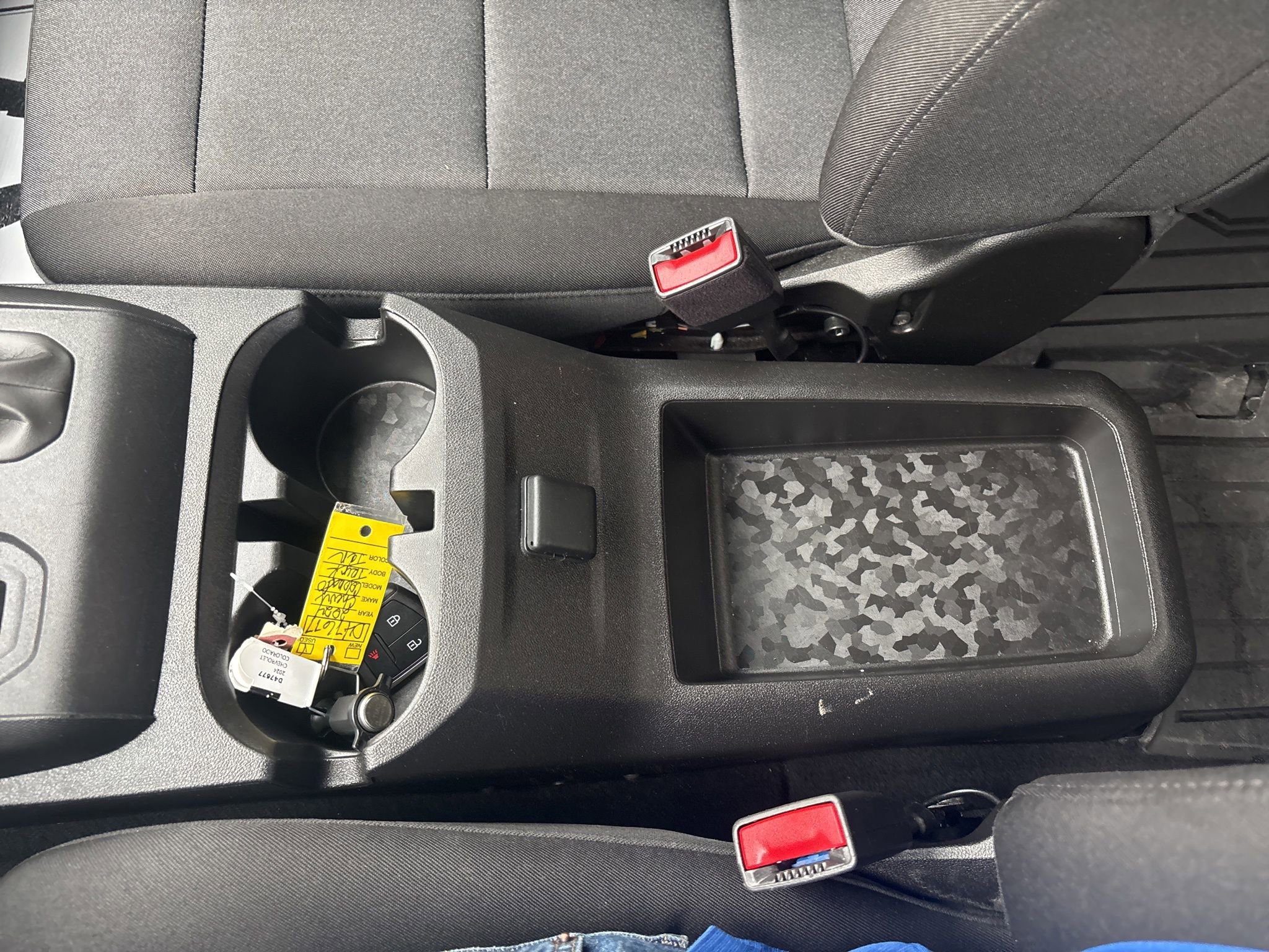 Used 2024 Chevrolet Colorado W/T image 31