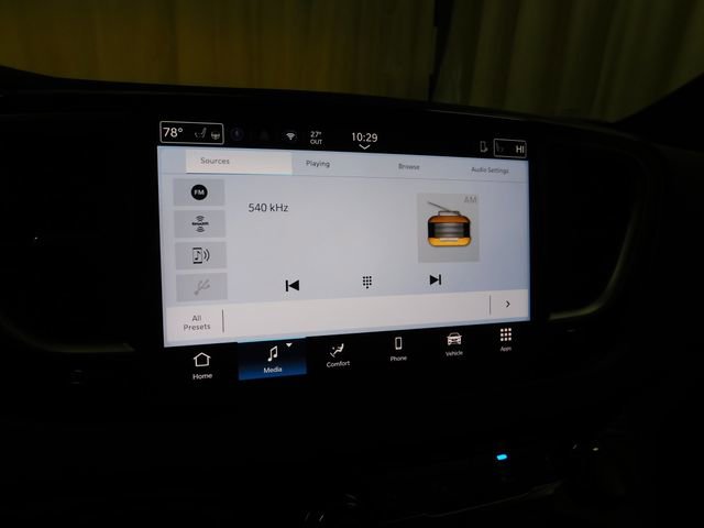 New 2026 Chrysler Voyager LX image 22