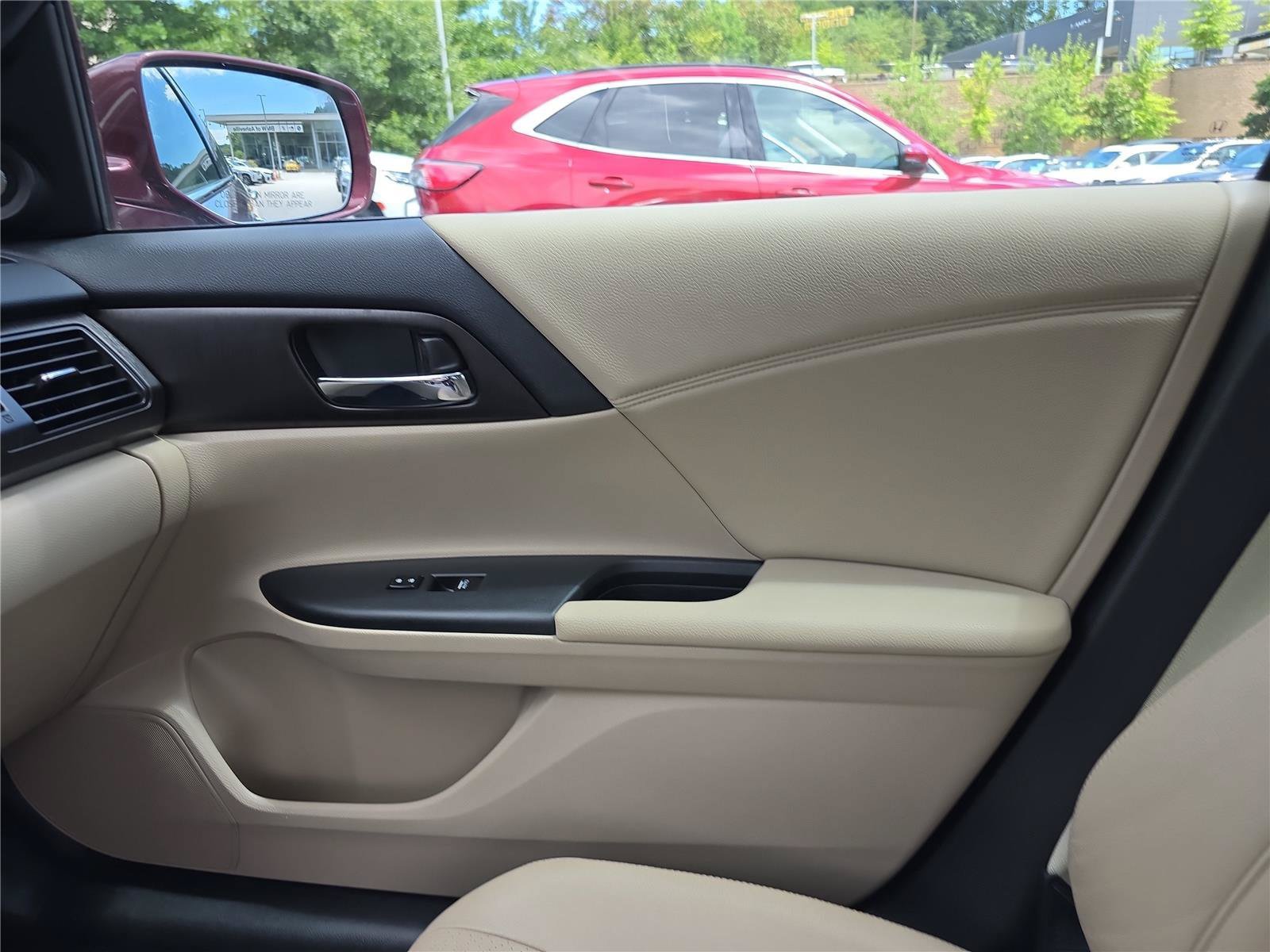Used 2014 Honda Accord Touring image 23