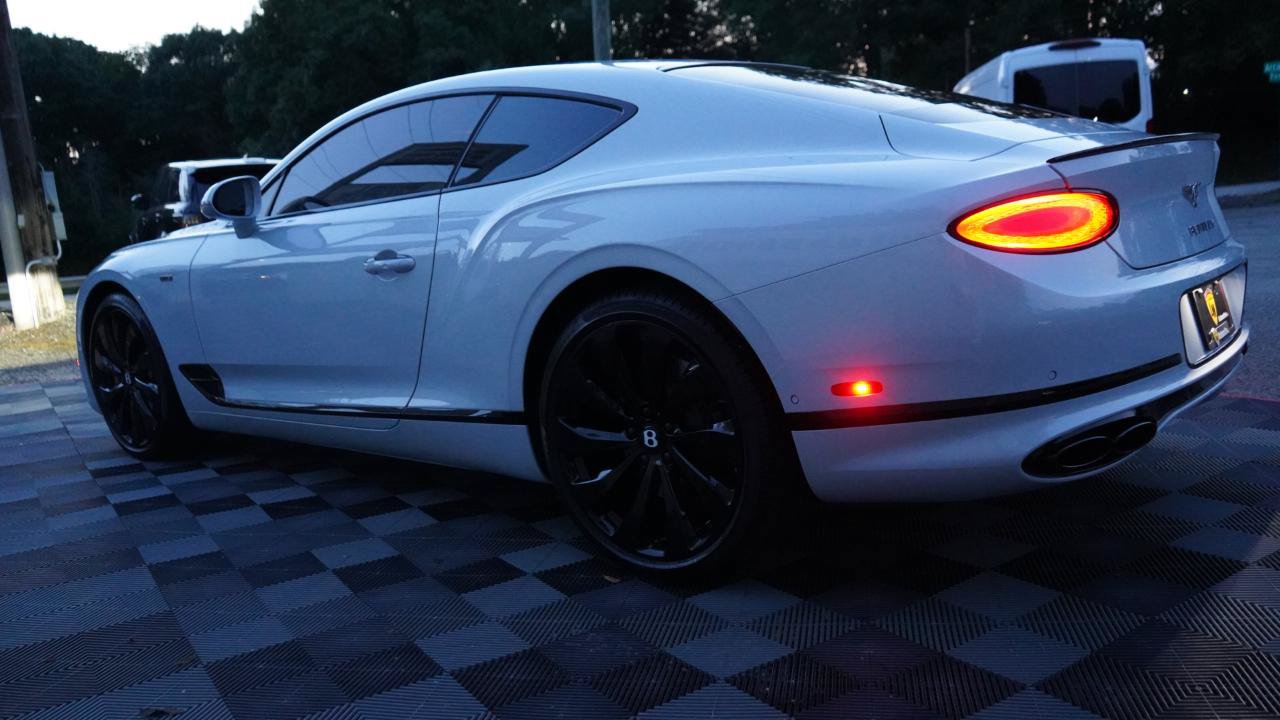 Used 2024 Bentley Continental GT V8 AWD/4WD image 10