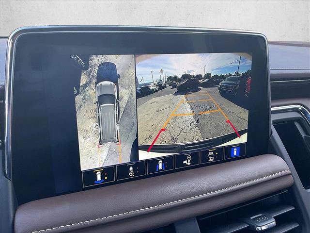 Used 2024 Chevrolet Suburban High Country RWD image 23