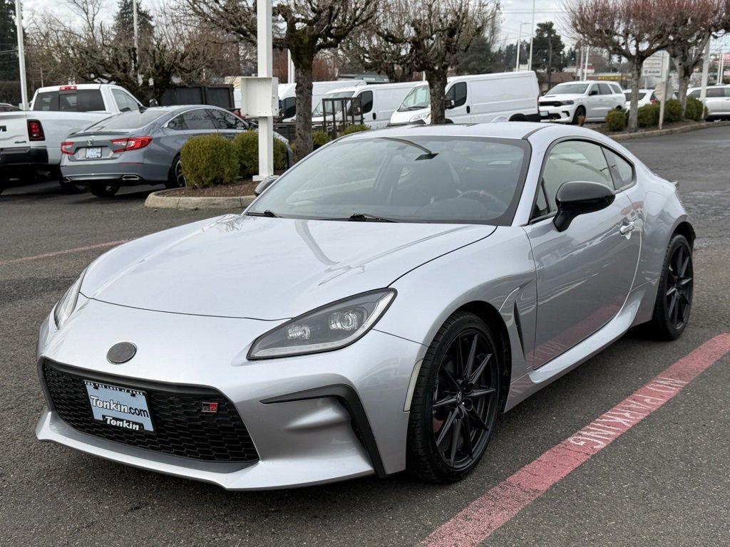 Used 2024 Toyota GR86 Premium image 4