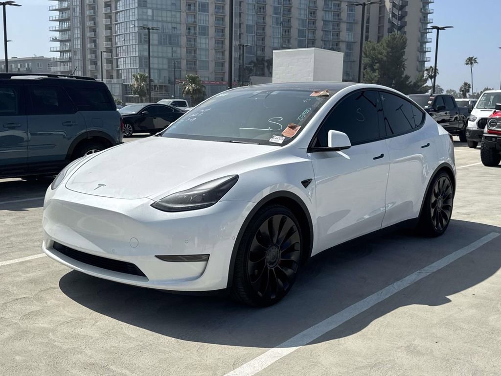 Used 2022 Tesla Model Y Performance image 9