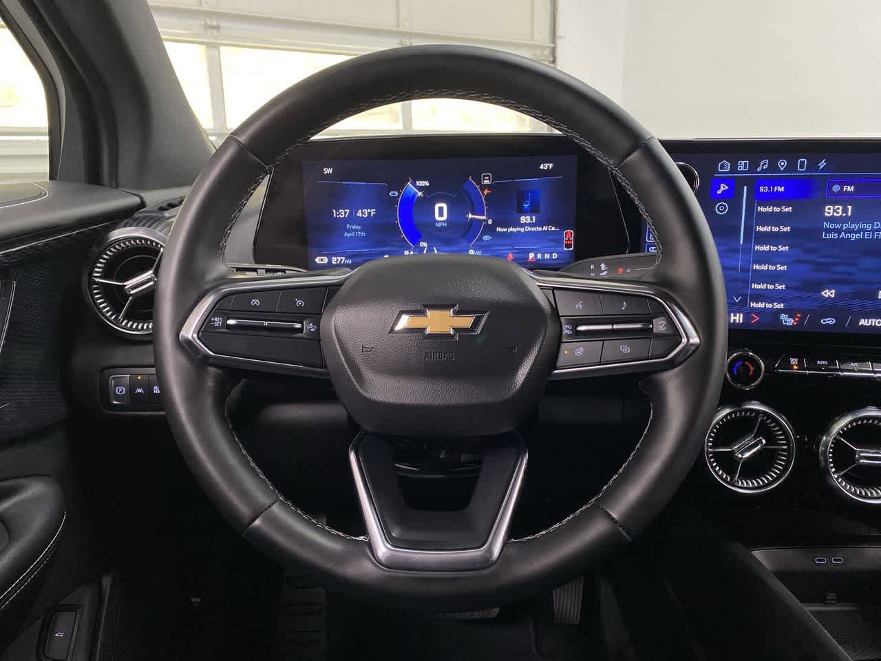 Used 2024 Chevrolet Blazer EV LT AWD/4WD image 19