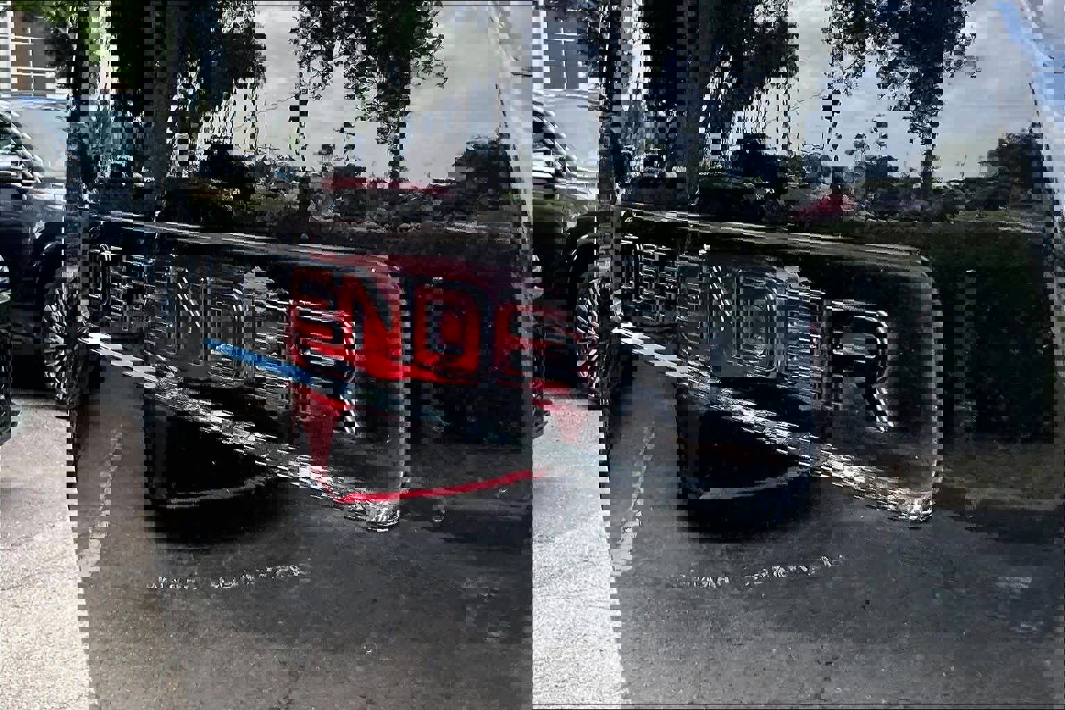 Used 2026 Land Rover Defender 110 V8 image 30