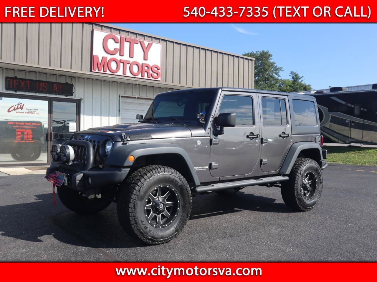 Used 2017 Jeep Wrangler Unlimited Rubicon w/ Cold Weather Group AWD/4WD image 1