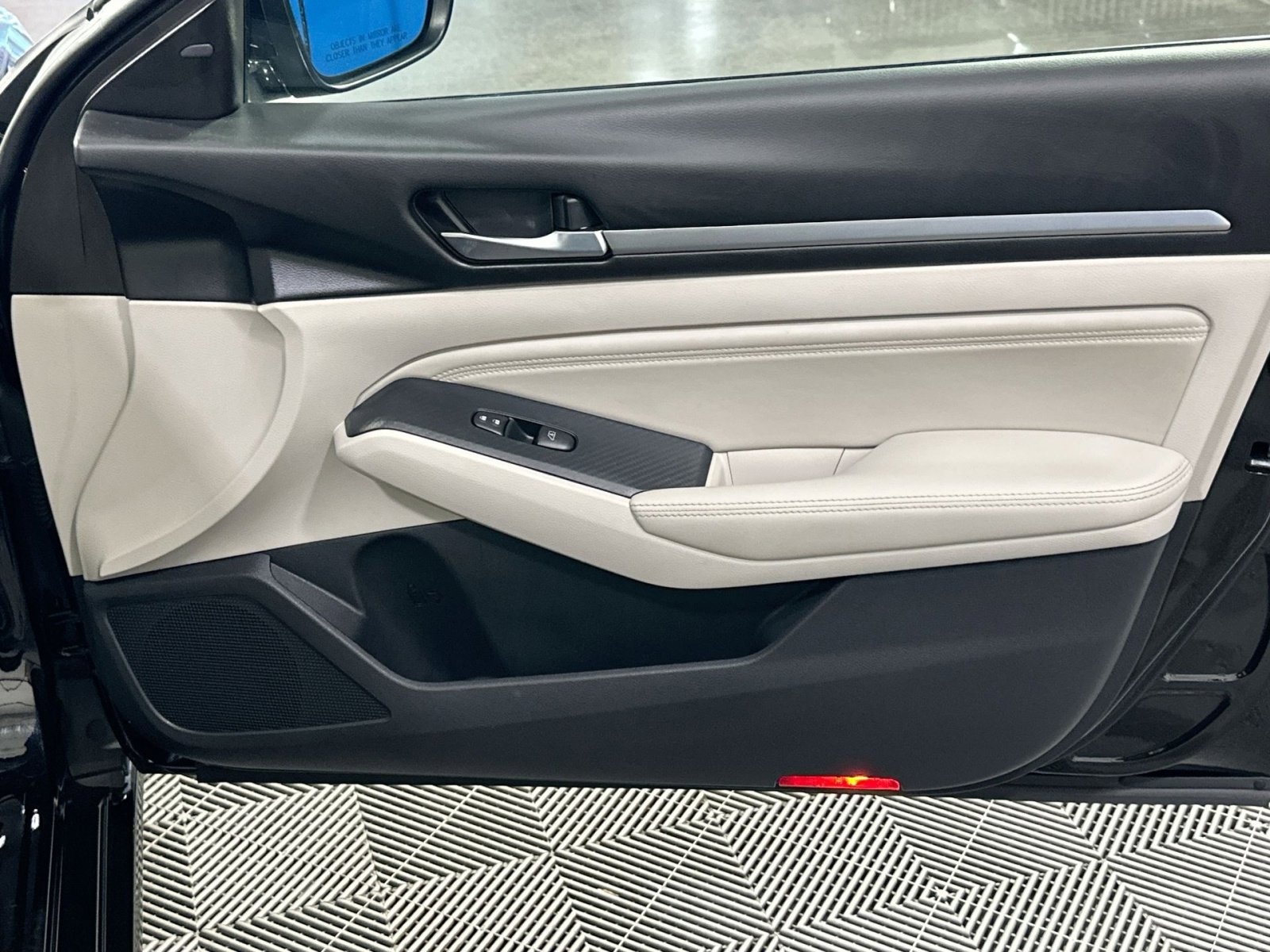 Used 2019 Nissan Altima 2.5 Platinum image 36