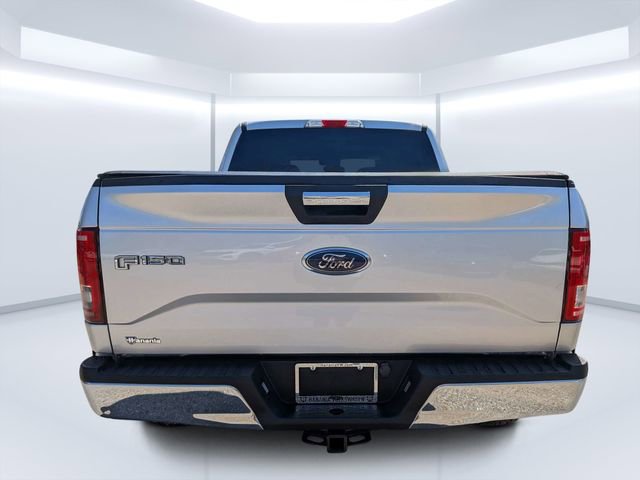 Used 2017 Ford F150 XLT image 4