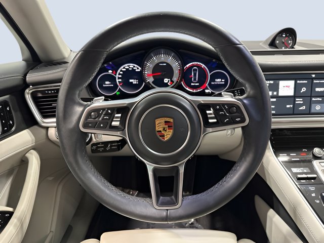 Used 2018 Porsche Panamera 4S AWD/4WD image 18