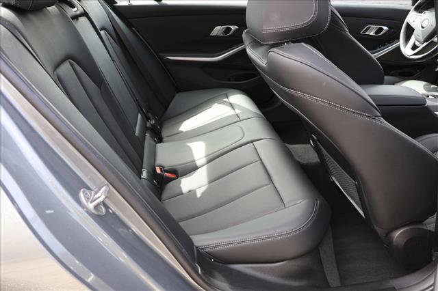 Used 2023 BMW 330i xDrive Sedan w/ Driving Assistance Package AWD/4WD image 27