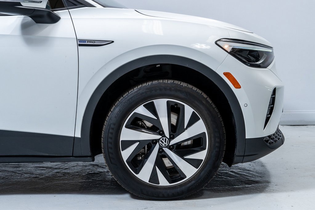 Used 2023 Volkswagen ID.4 Pro image 12