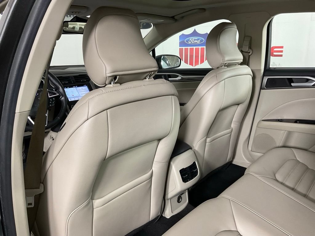 Certified 2019 Ford Fusion SEL FWD image 15