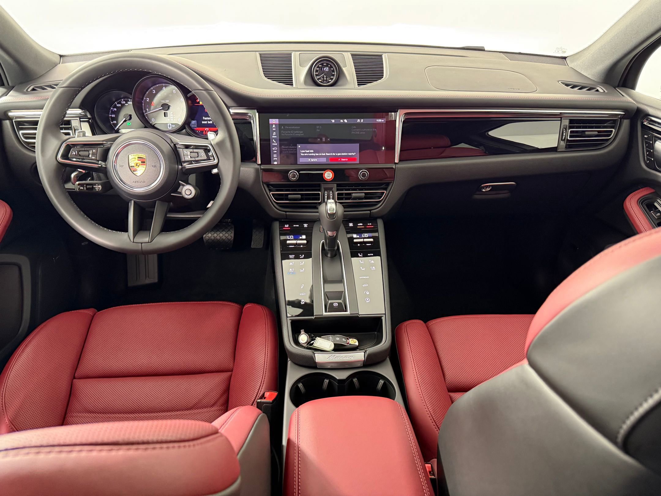 Certified 2026 Porsche Macan S AWD/4WD image 18