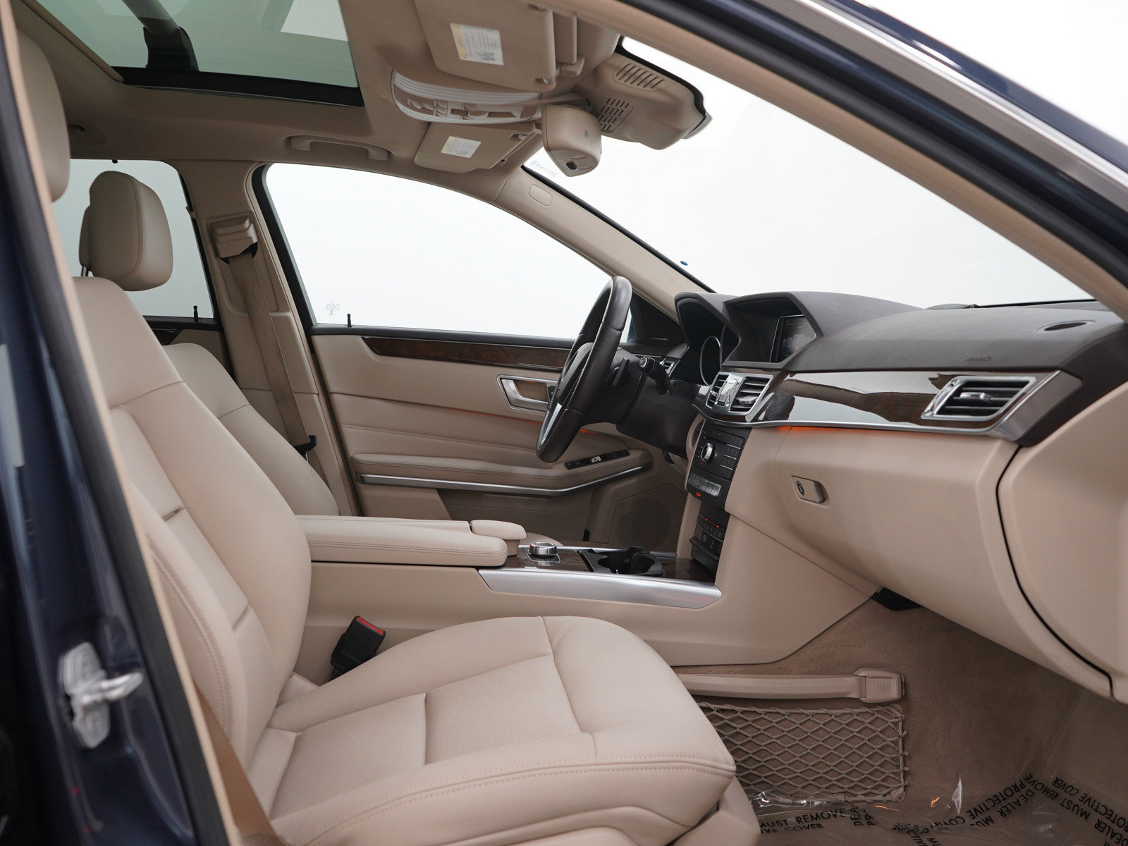 Used 2016 Mercedes-Benz E 350 4MATIC Wagon w/ Premium Package image 12