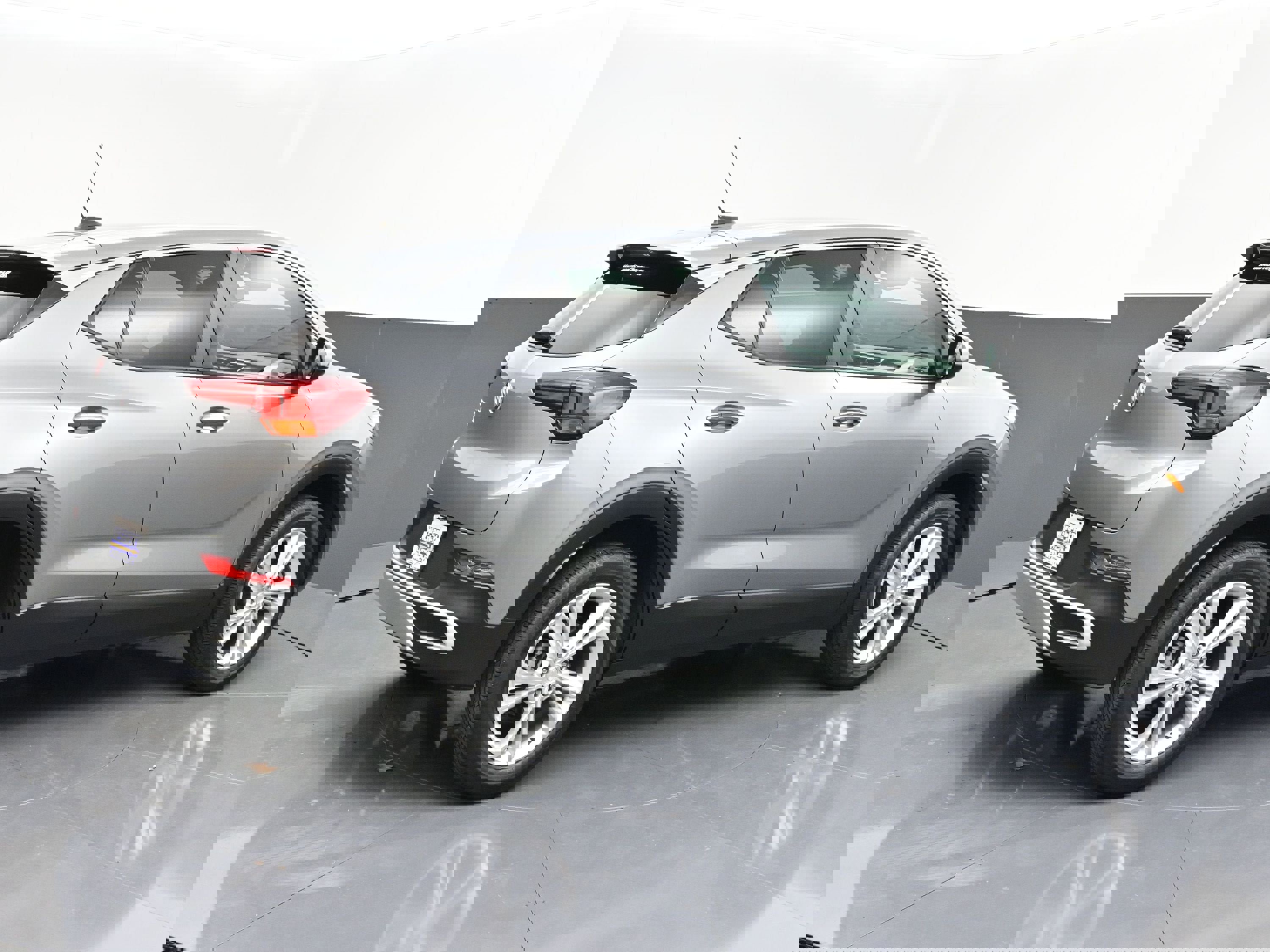 Used 2023 Buick Encore GX Preferred w/ Cold Weather Comfort Package image 7