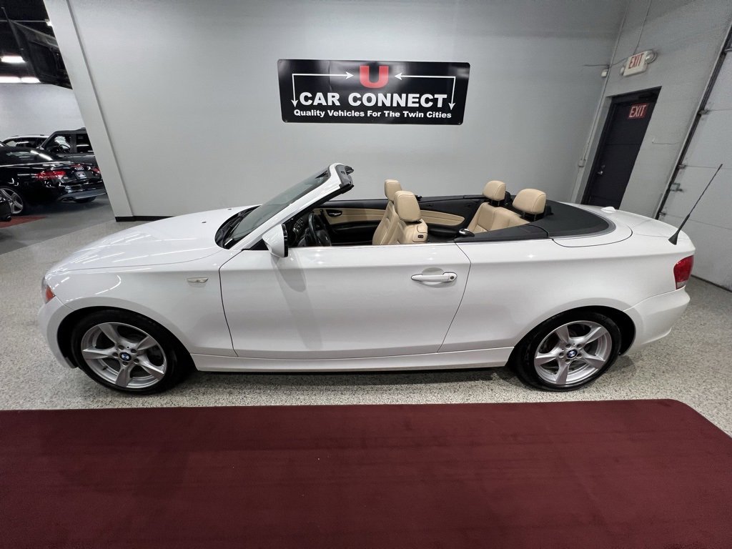 Used 2013 BMW 128i Convertible image 18