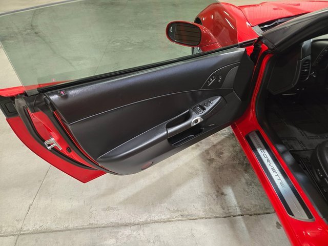 Used 2011 Chevrolet Corvette Grand Sport w/ Preferred Equipment Group image 9