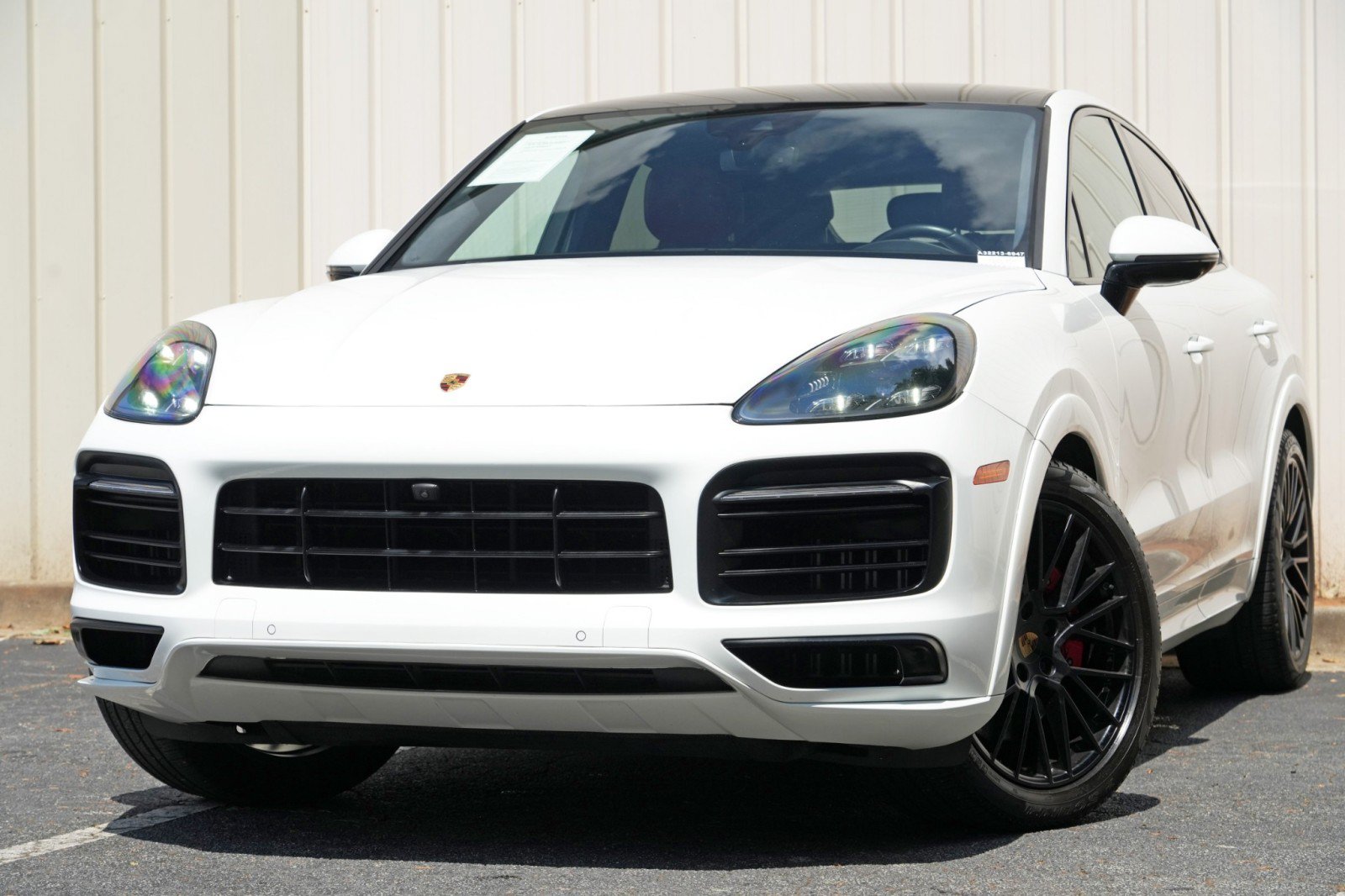 Used 2023 Porsche Cayenne GTS AWD/4WD image 3