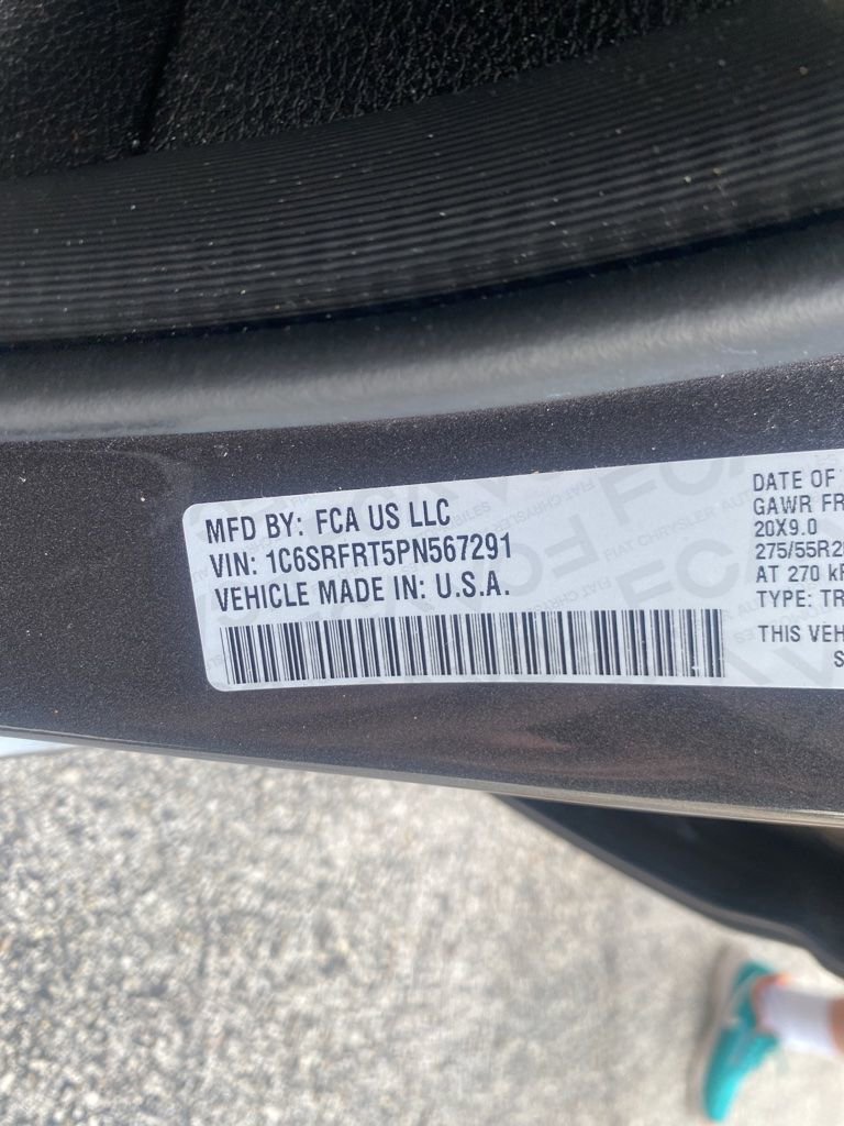 Used 2023 RAM 1500 Laramie AWD/4WD image 13