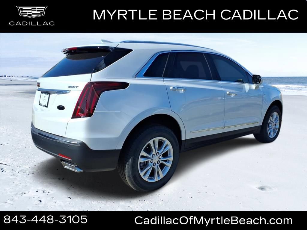 New 2026 Cadillac XT5 Luxury image 3