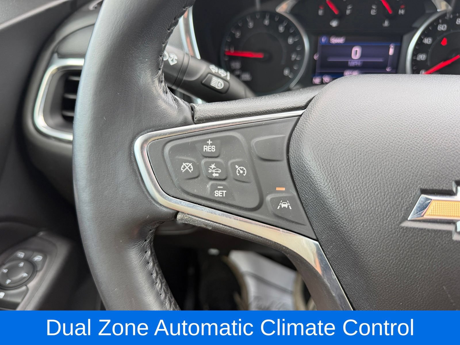 Used 2020 Chevrolet Equinox LT w/ Driver Convenience Package AWD/4WD image 21