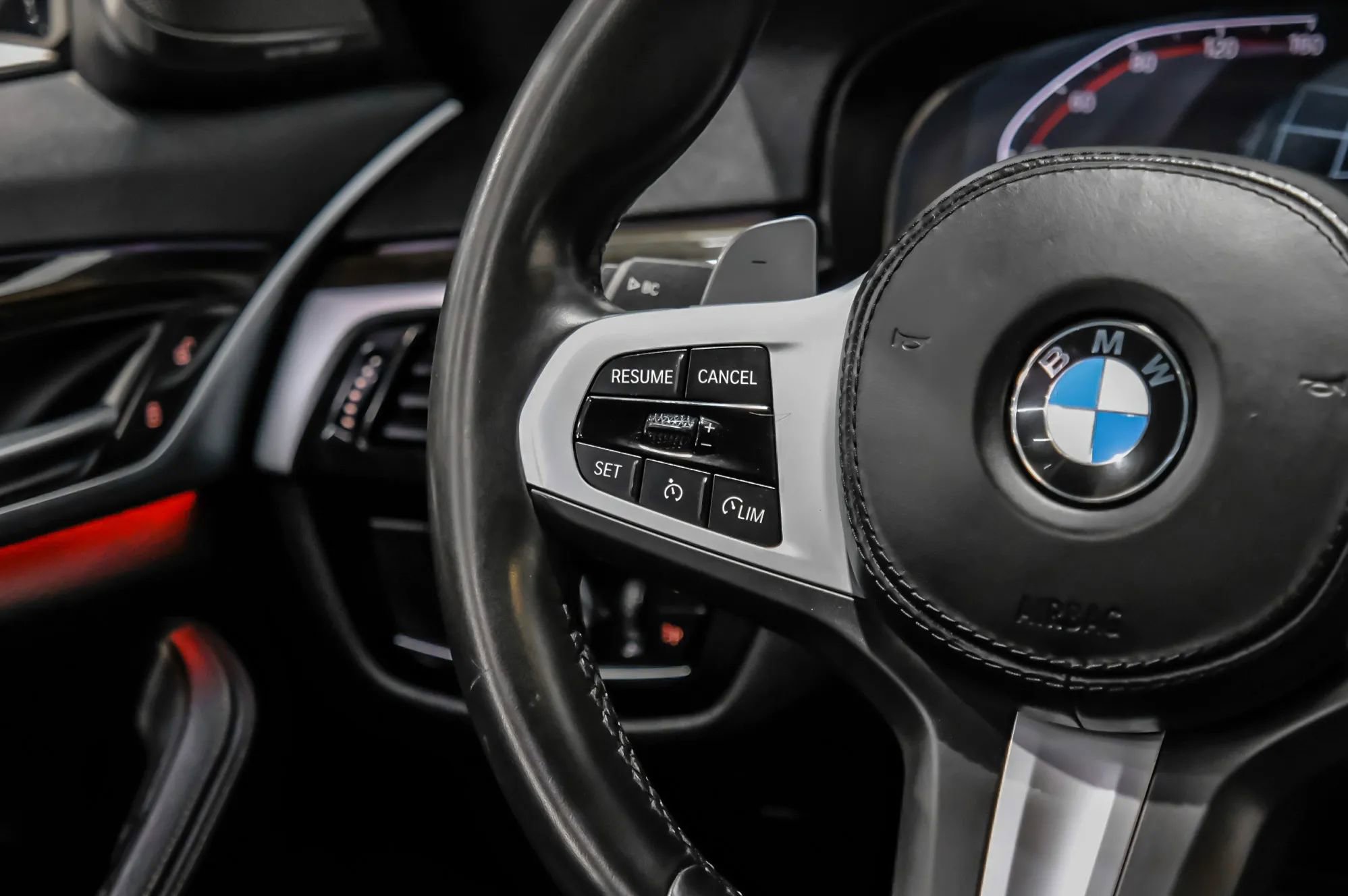 Used 2022 BMW 540i w/ M Sport Package RWD image 19