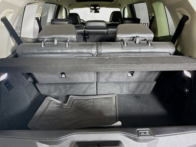 Used 2024 BMW X7 xDrive40i w/ Premium Package image 28