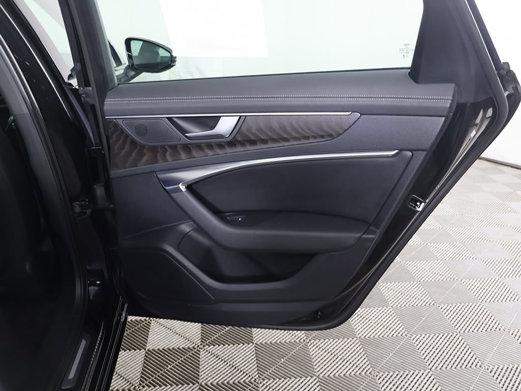 Used 2023 Audi A6 2.0T Premium w/ Convenience Package image 27