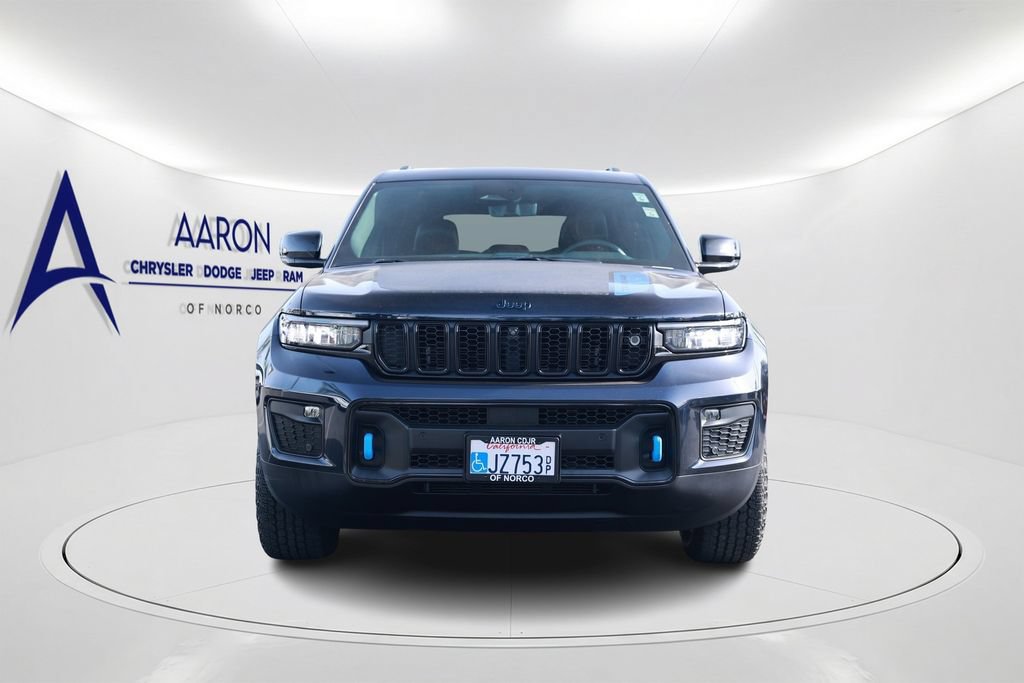 Used 2022 Jeep Grand Cherokee Trailhawk w/ Advanced Protech Group II AWD/4WD image 4
