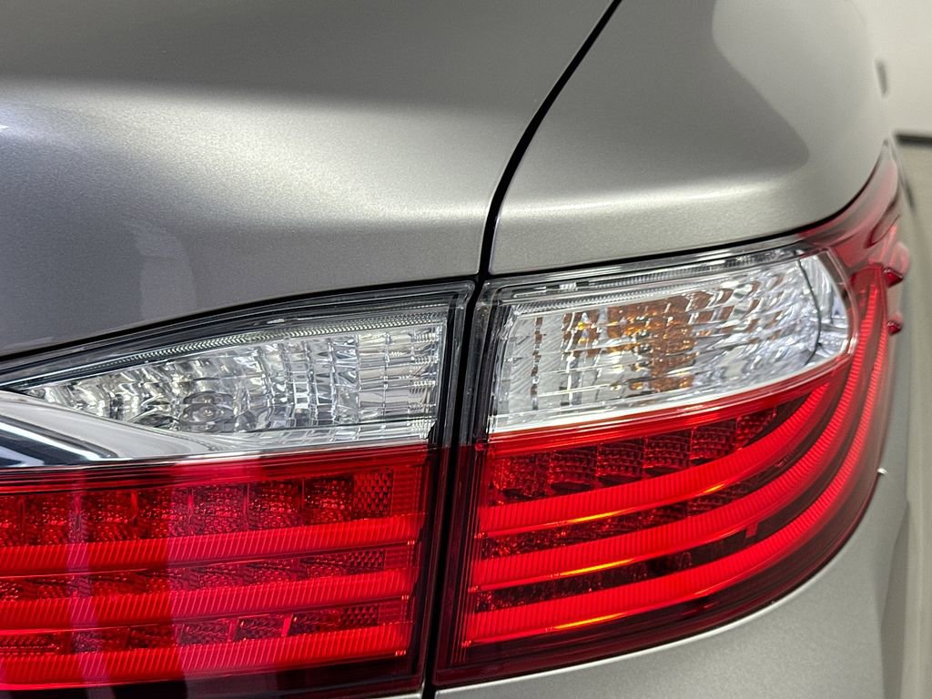 Used 2015 Lexus ES 350 w/ Premium Package image 35