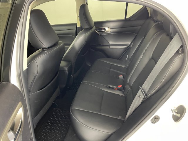 Used 2017 Lexus CT 200h w/ Navigation System Package FWD image 13