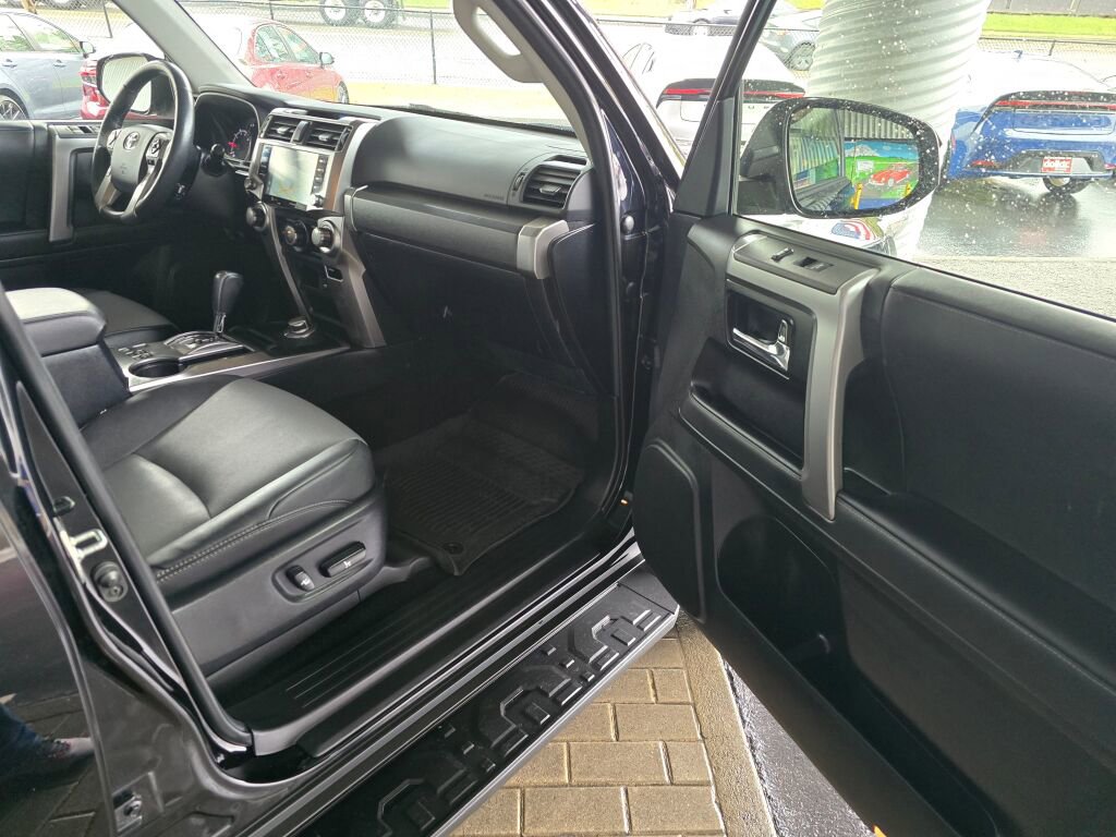 Used 2024 Toyota 4Runner SR5 Premium w/ Moonroof Package AWD/4WD image 13